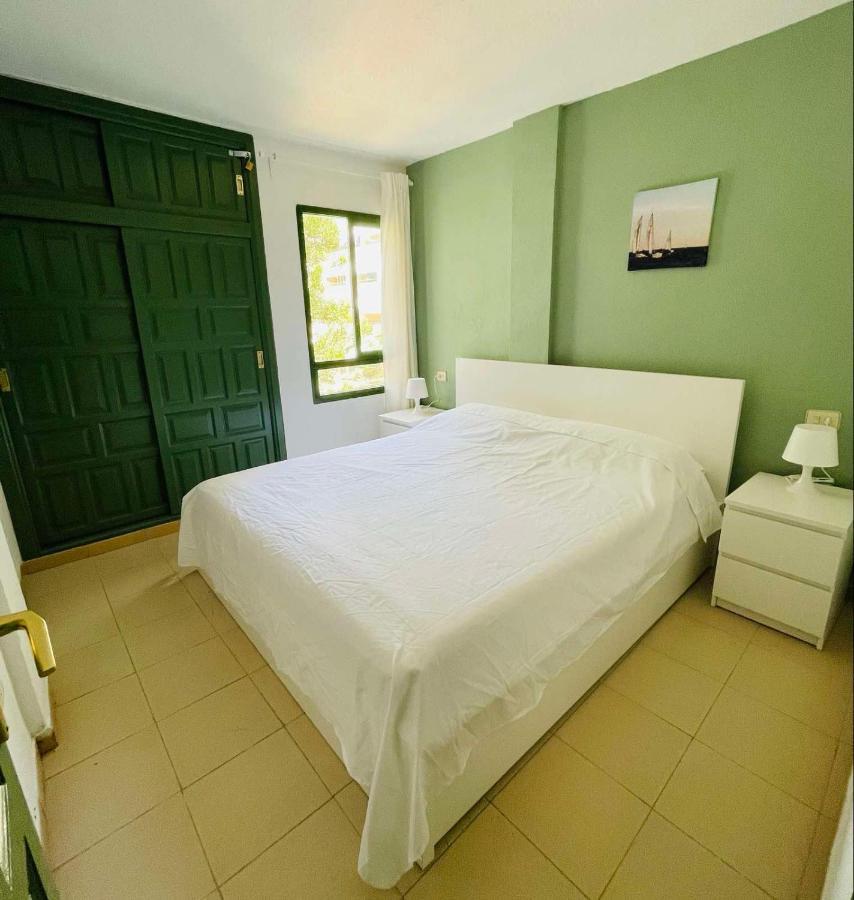 Alondras Park Mialsoma Apartment Arona  Eksteriør billede